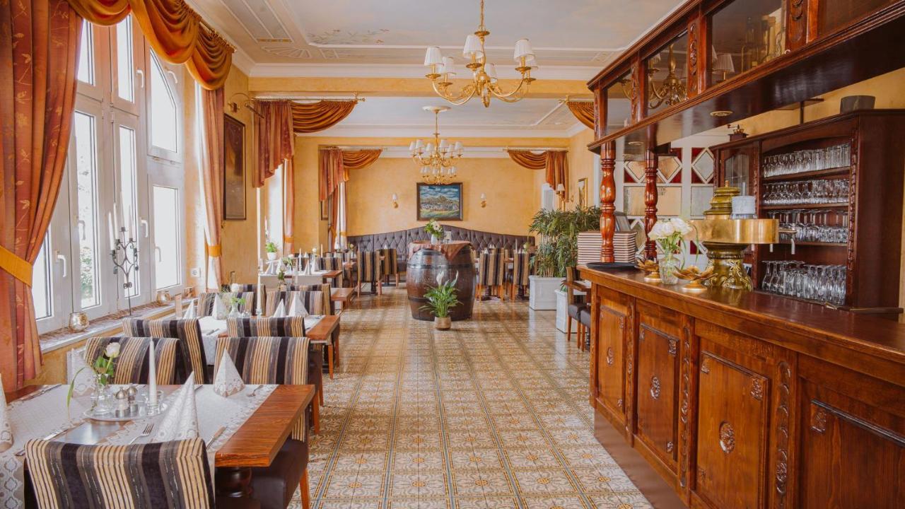 Alte Landratsvilla Hotel Bender Вестербург Екстериор снимка