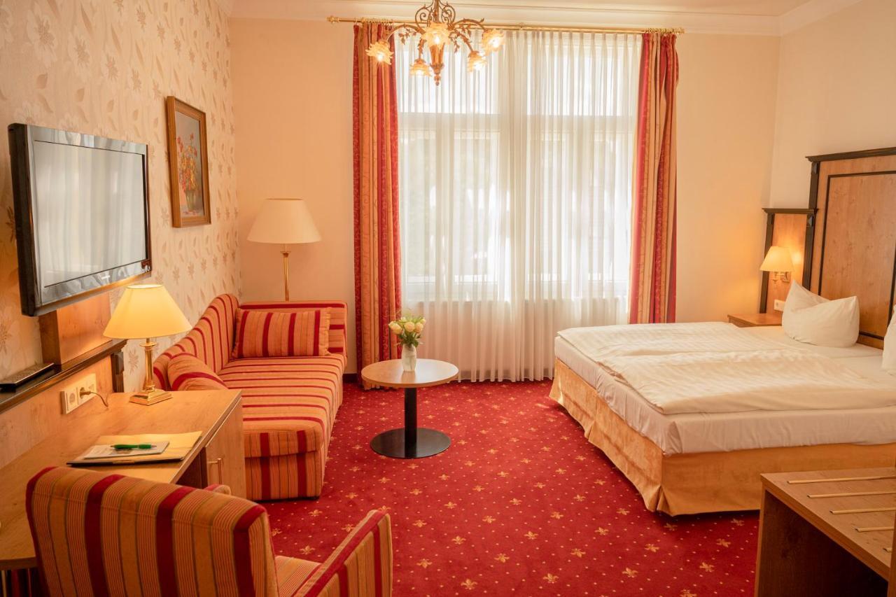 Alte Landratsvilla Hotel Bender Вестербург Екстериор снимка